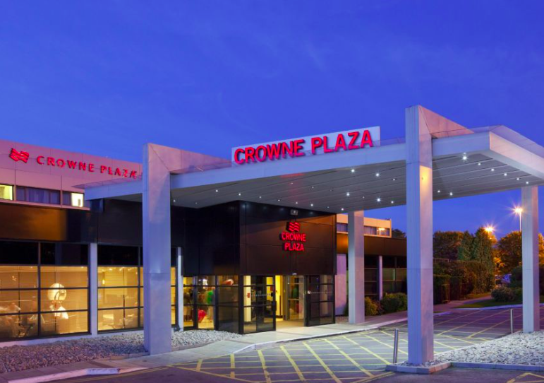 Crowne Plaza Manchester Airport Stay And Park www.manchesterparking.com